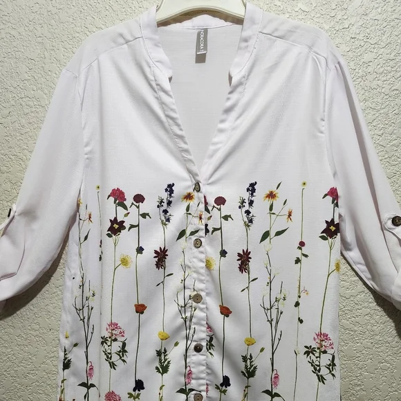 Noracora White 3/4 Sleeve Embellished Button Down Shirt (Unbranded) - Picture 2 of 10